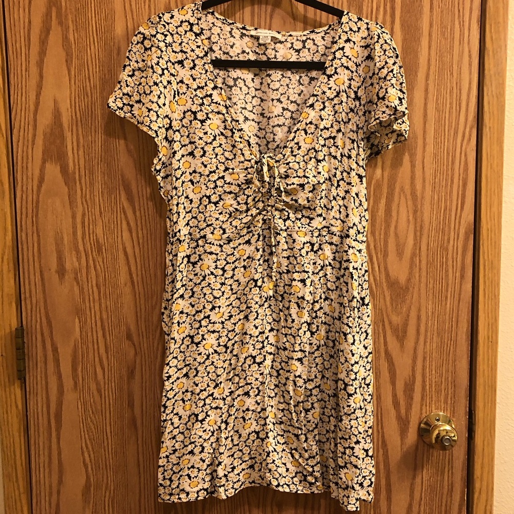 NWOT Daisy Dress
